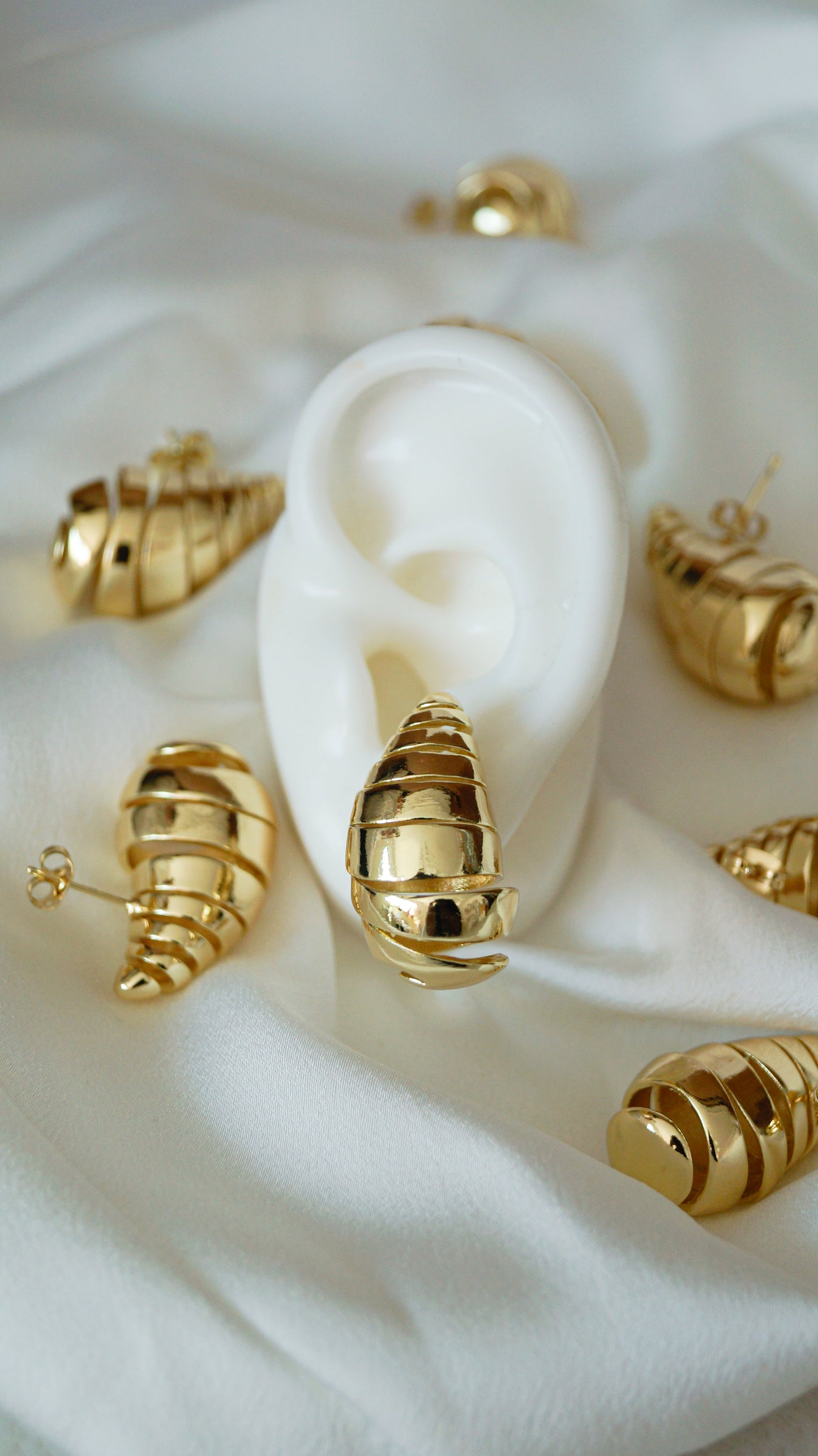 Aretes Estonia espiral