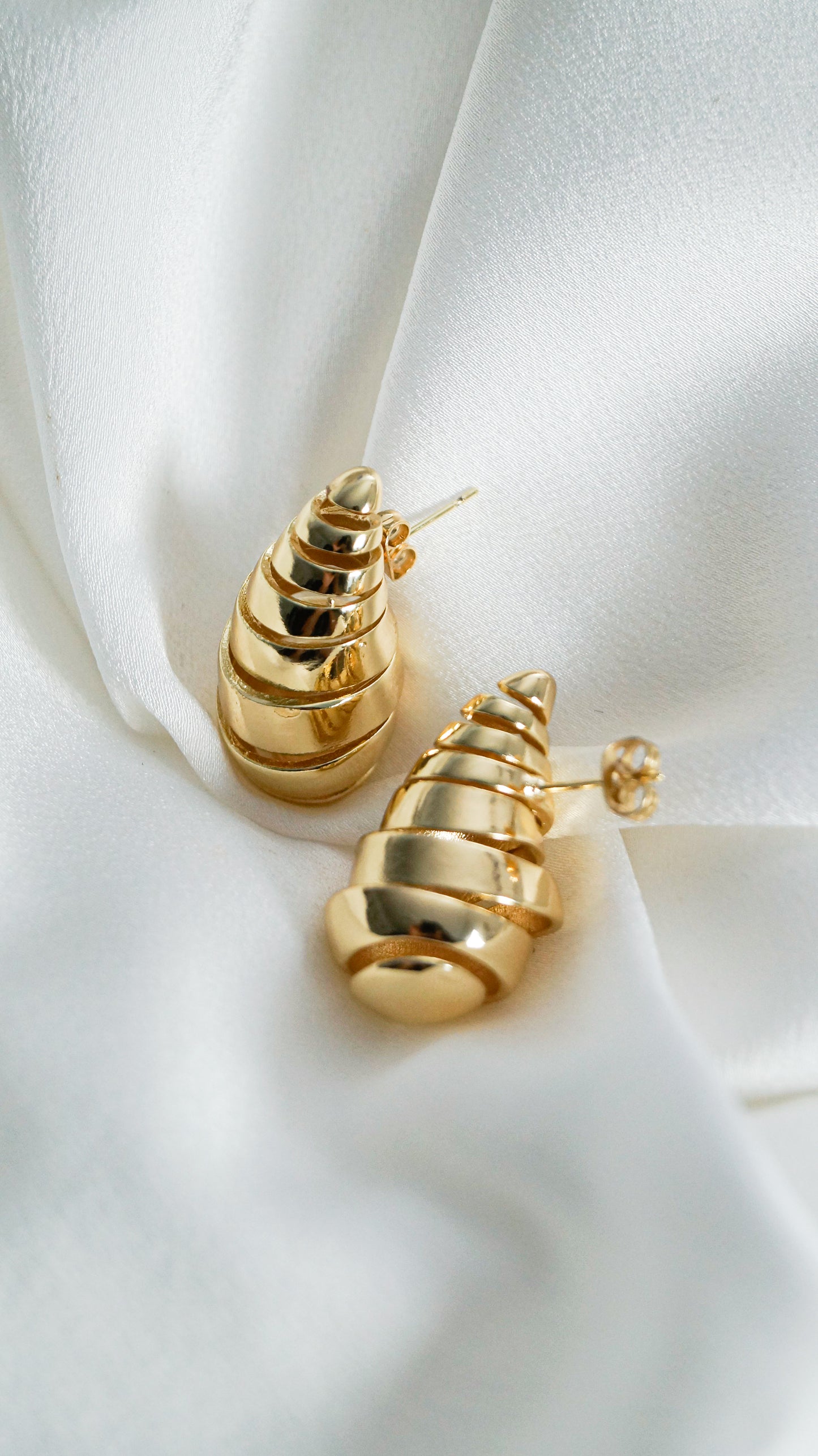 Aretes Estonia espiral