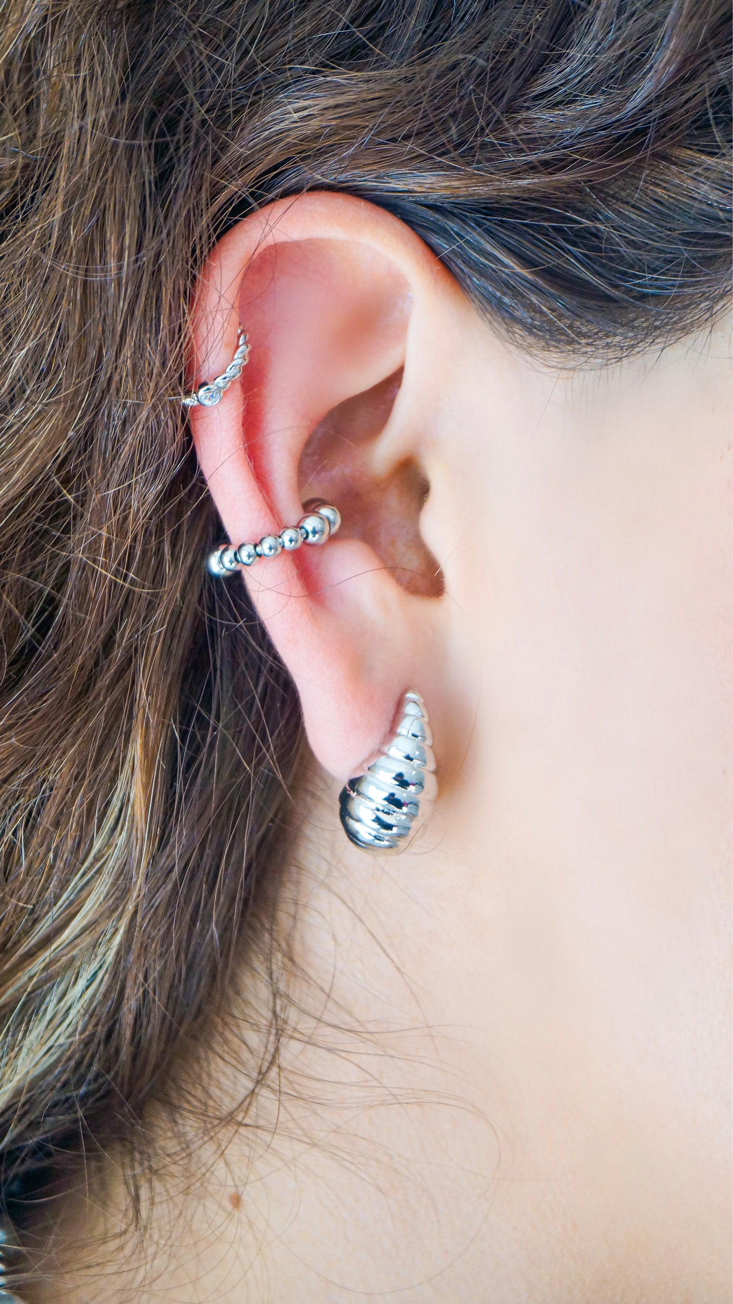 Aretes Estonia minis grabadas plateadas