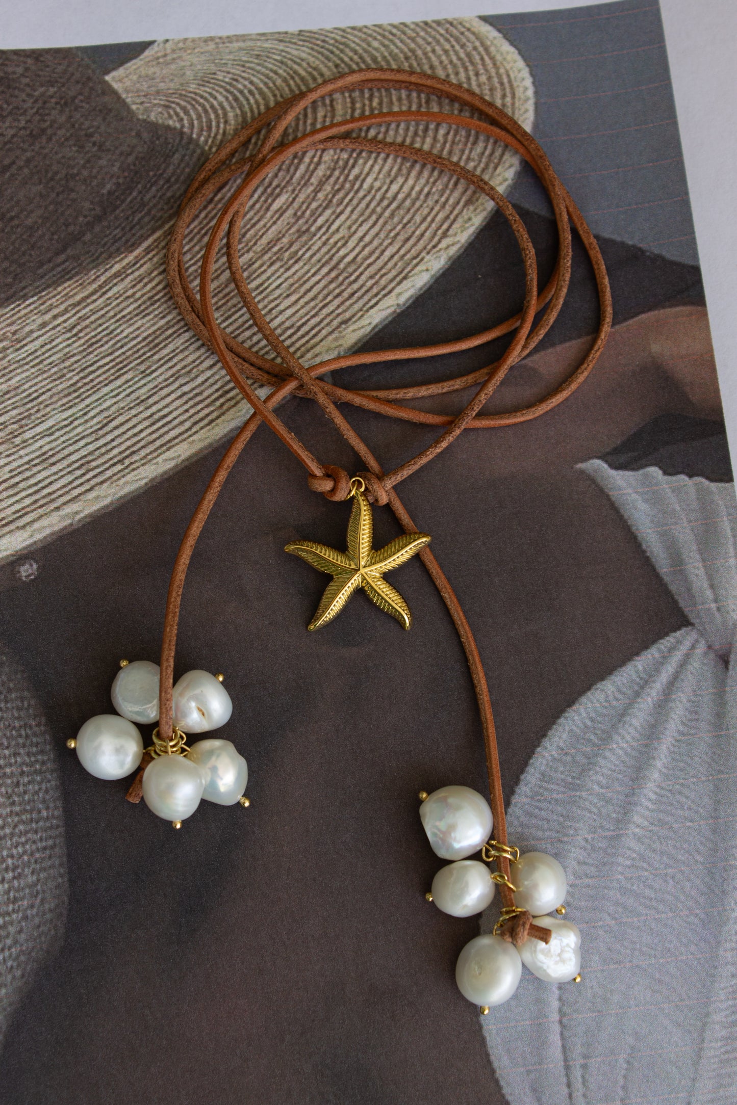 Collar coral