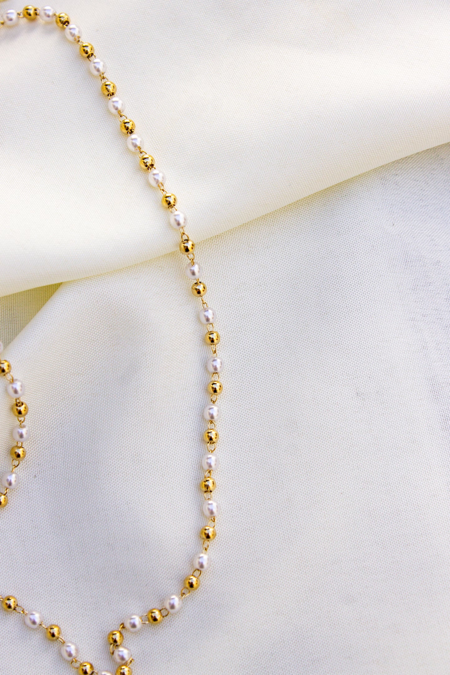 Choker Adara