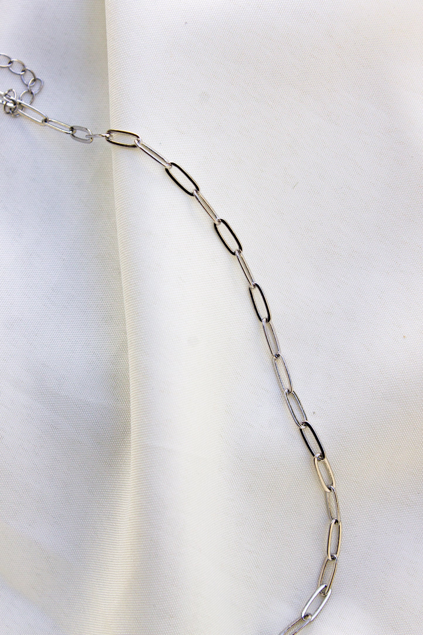 Cadena Sara plata