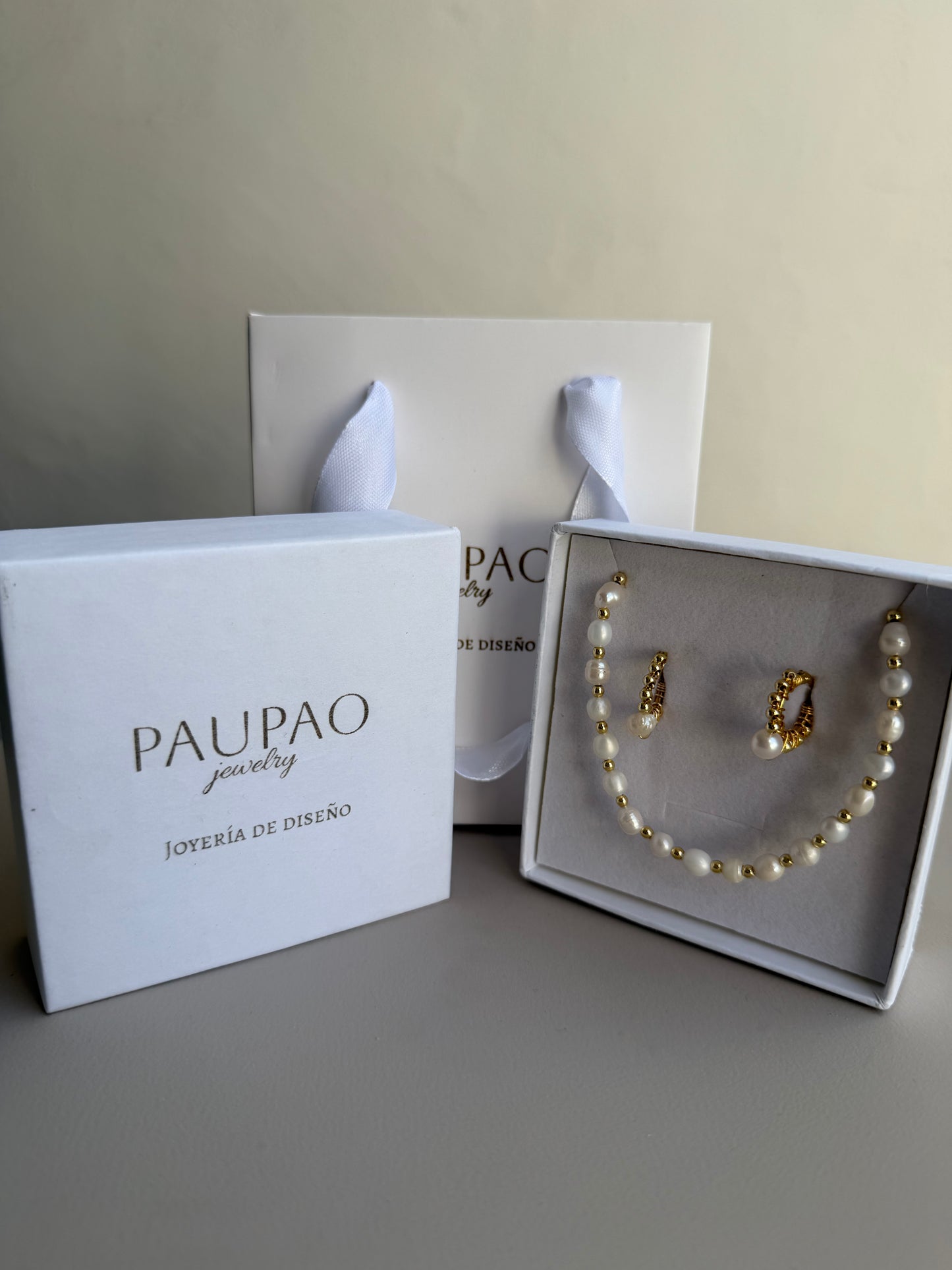 Set Carlota