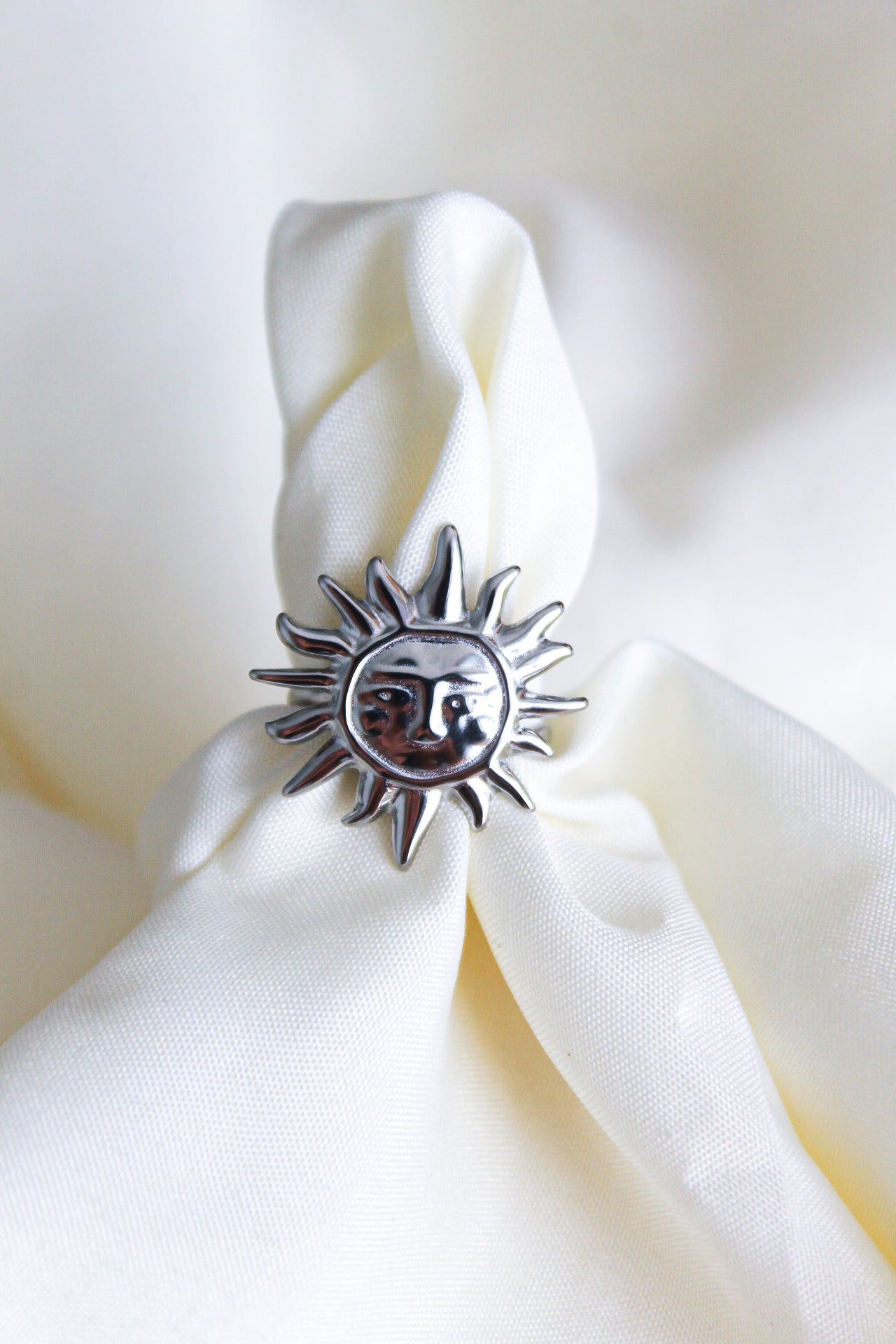 Anillo sol