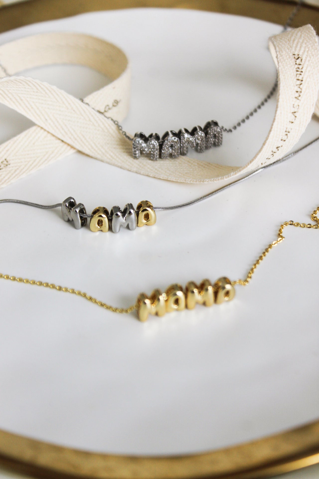 Collar mamá