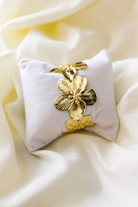 Brazalete Clavelina