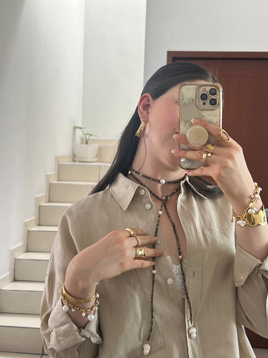 Collar infinito carey con perlas